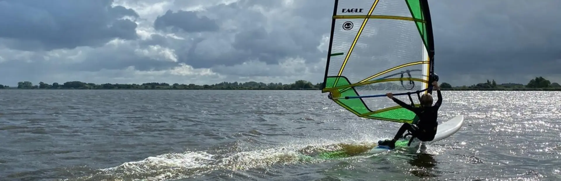 Windsurfen staand