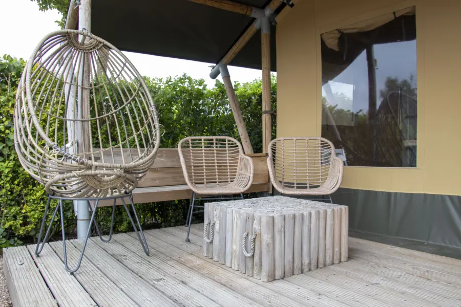 Zanzitent 4pers terras