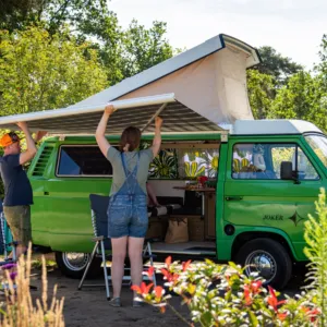 Camperbus kamperen